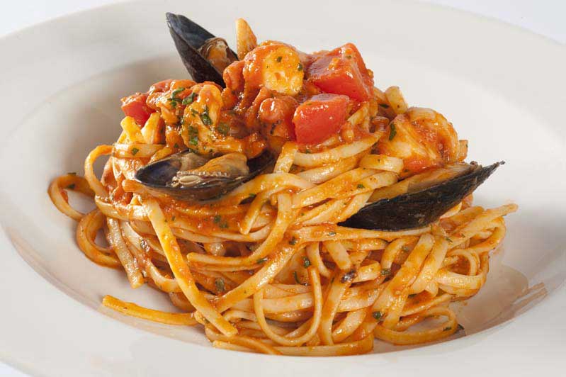 Deniz mahsüllü Linguine